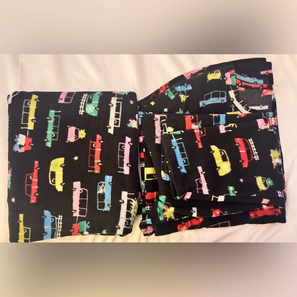 HUE Waffle Fleece Pajama Set XL Black Print 2-Piece Long Sleeve NWOT - Picture 7 of 7